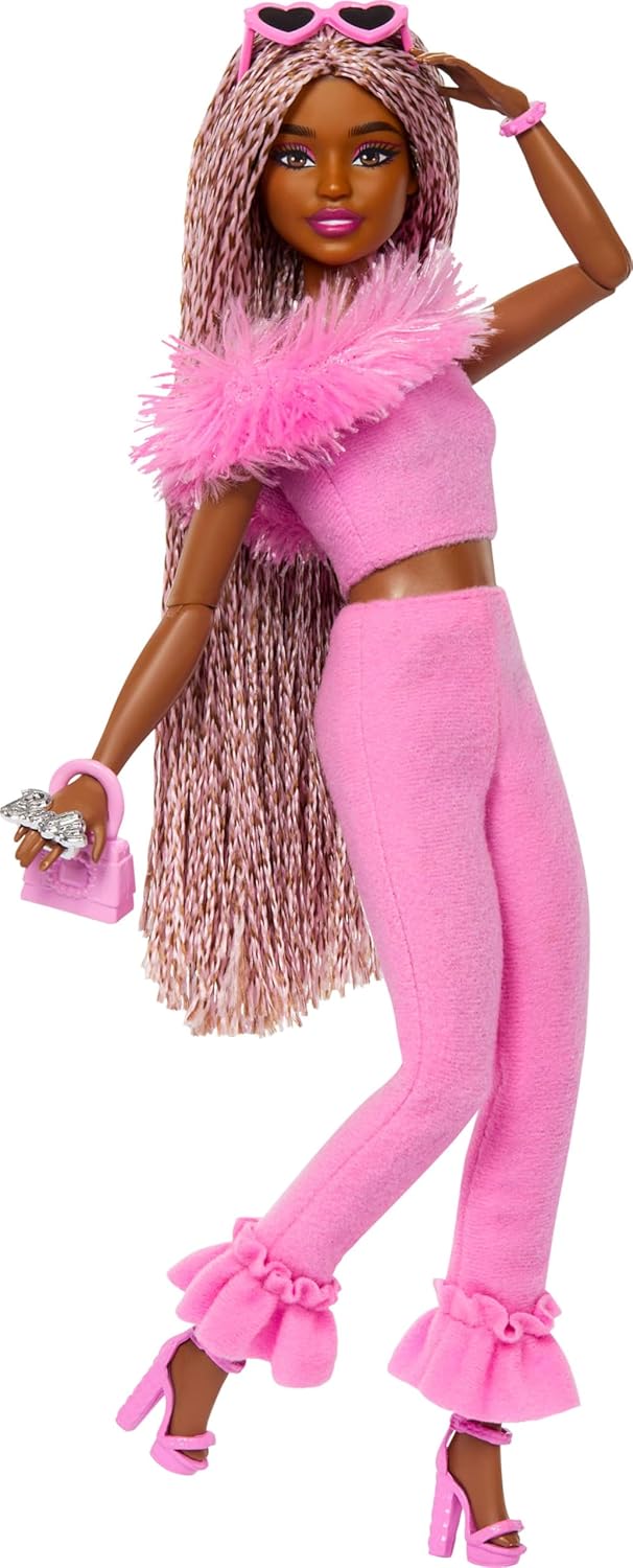 Barbie Deluxe Style muñeca #4 HYV28