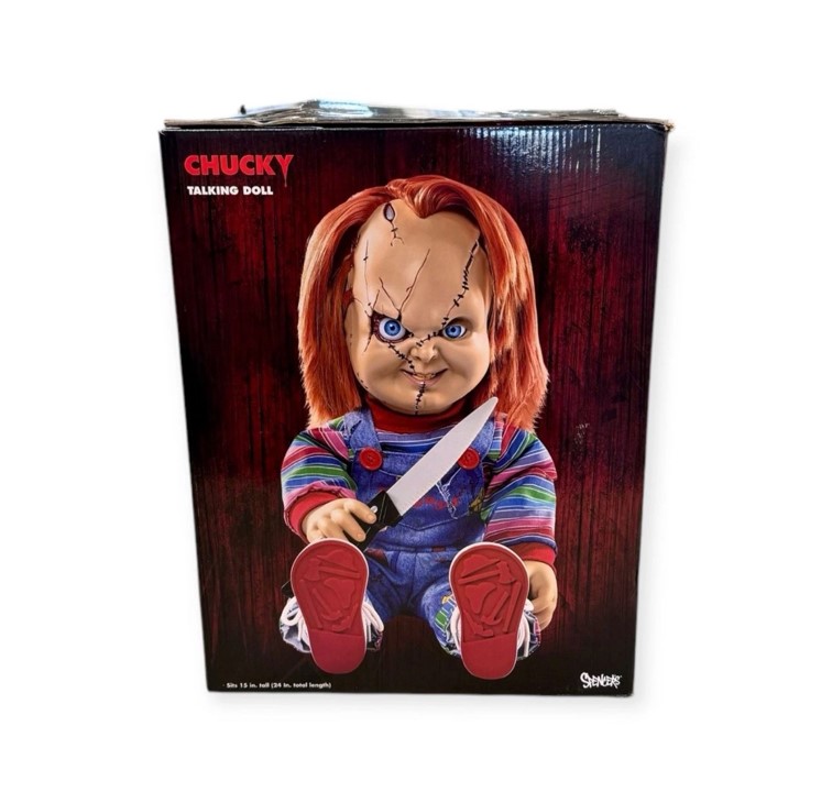 Chucky Talking doll Spirit Halloween muñeco parlante - imagen adicional