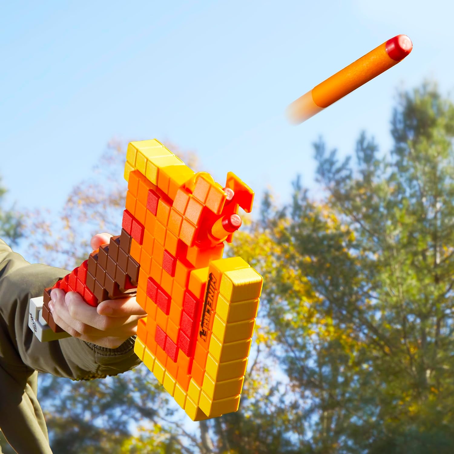 Minecraft Hacha de NERF Firebrand F8953 - imagen adicional