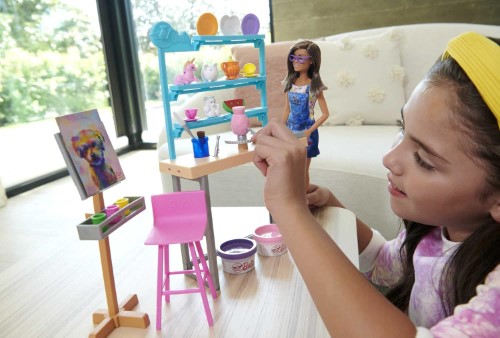 Barbie estudio de arte exprésate y crea - imagen adicional