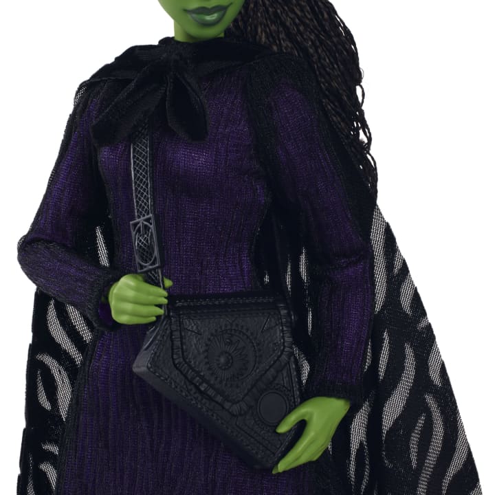 Wicked Elphaba muñeca deluxe HXY38 - imagen adicional