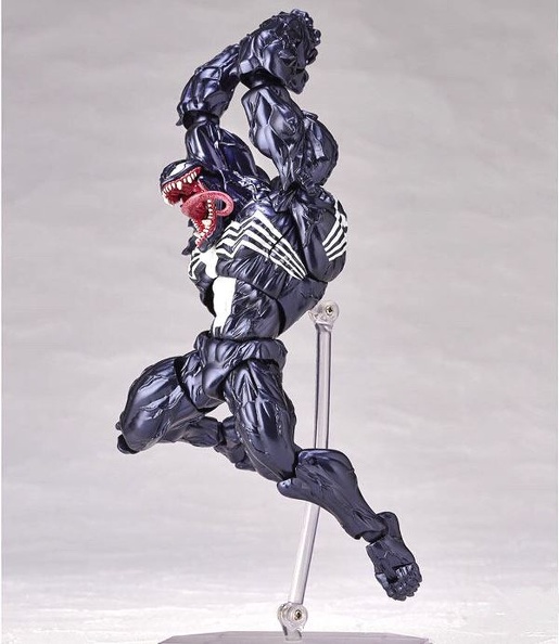 Venom figura tipo Revoltech 18 cm - imagen adicional