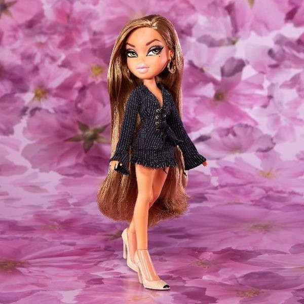 Bratz collector muñeca Yasmin - imagen adicional