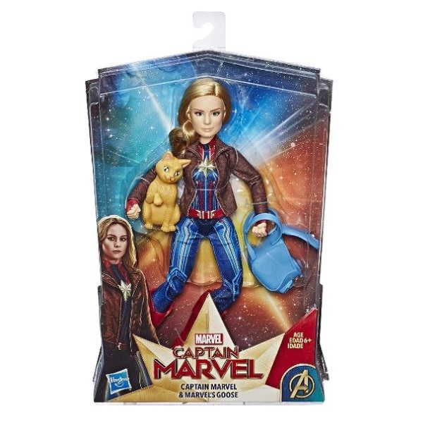 Capitana Marvel muñeca y gato E4944 - imagen adicional