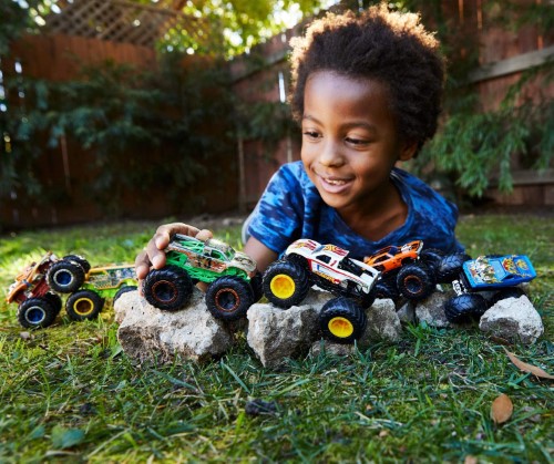 Hot Wheels duelo Monster Trucks FYJ64 - imagen adicional