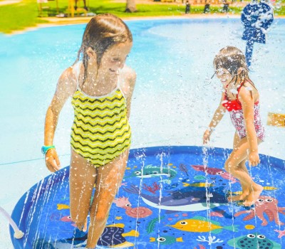 Alfombra agua inflable con rociadores - imagen adicional