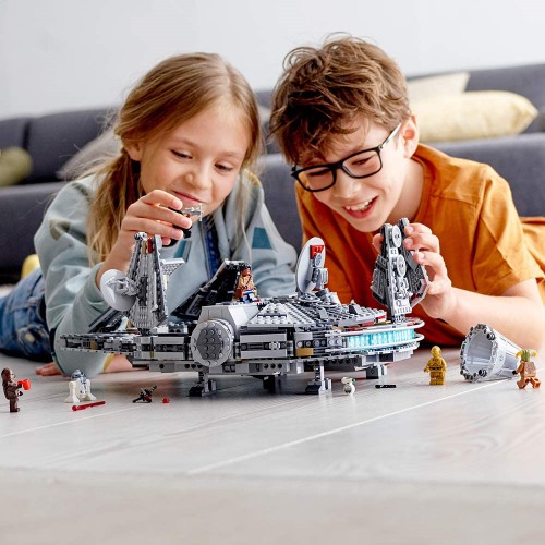 LEGO Star Wars Millenium Falcon 75257 - imagen adicional