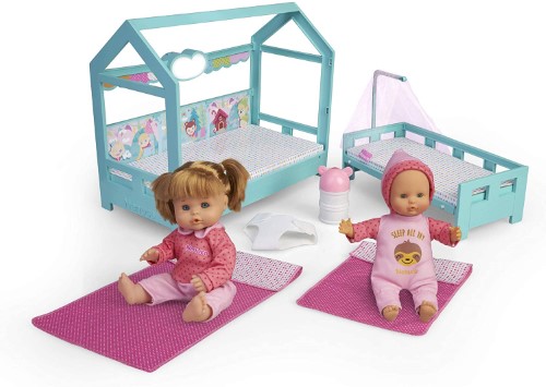 Nenuco hermanitas a la cama