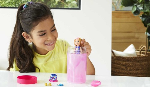 Barbie Chelsea Color Reveal Confetti GTT26 - imagen adicional