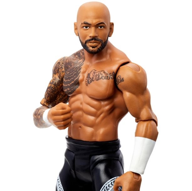 WWE figura Ricochet GVJ77 - imagen adicional